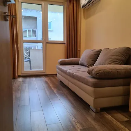 Apartment's Ortakchiev 1 София
